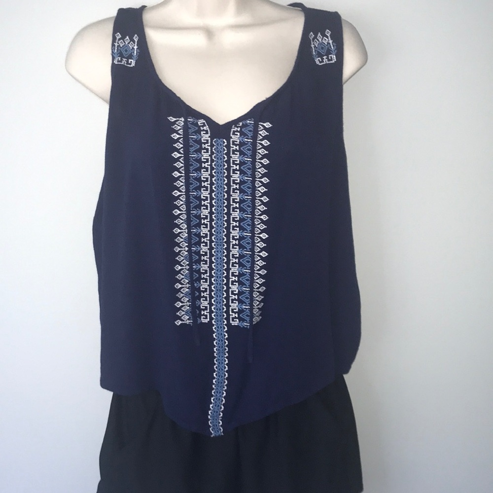 Detailed Tank Top 100% Rayon